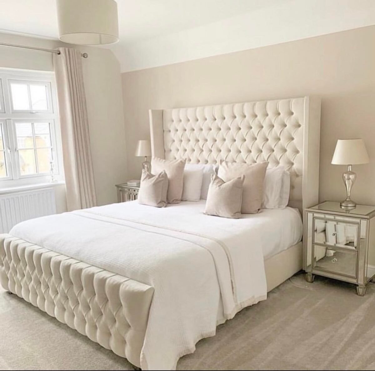 Polly Wing Buttoned Bed