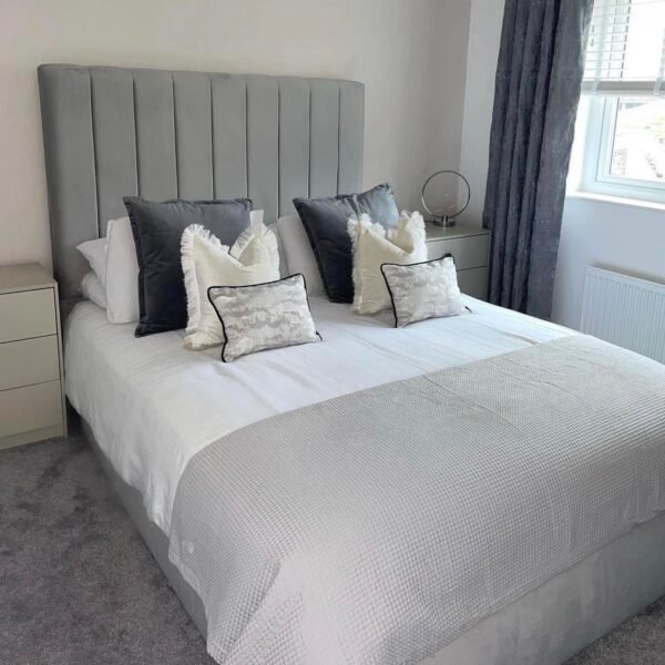 Zara Line Bed Valentino Bed